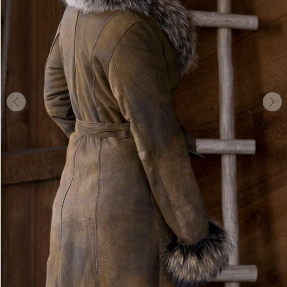 Overland Ember Sheepskin belted jacket with raccoon fur trim - Picture 4 of 11